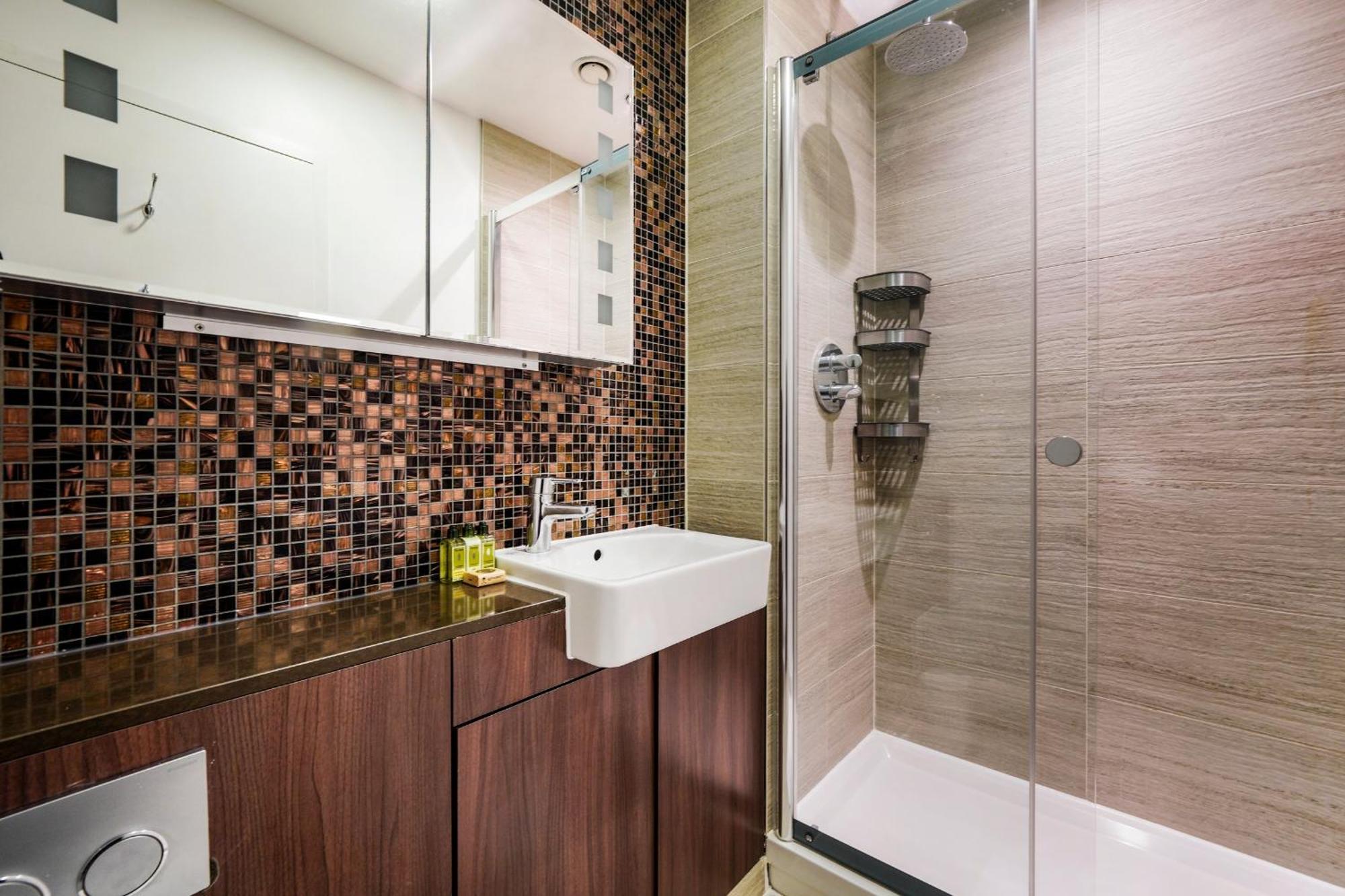 Monument Serviced Apartments By Lovelystay London Rum bild