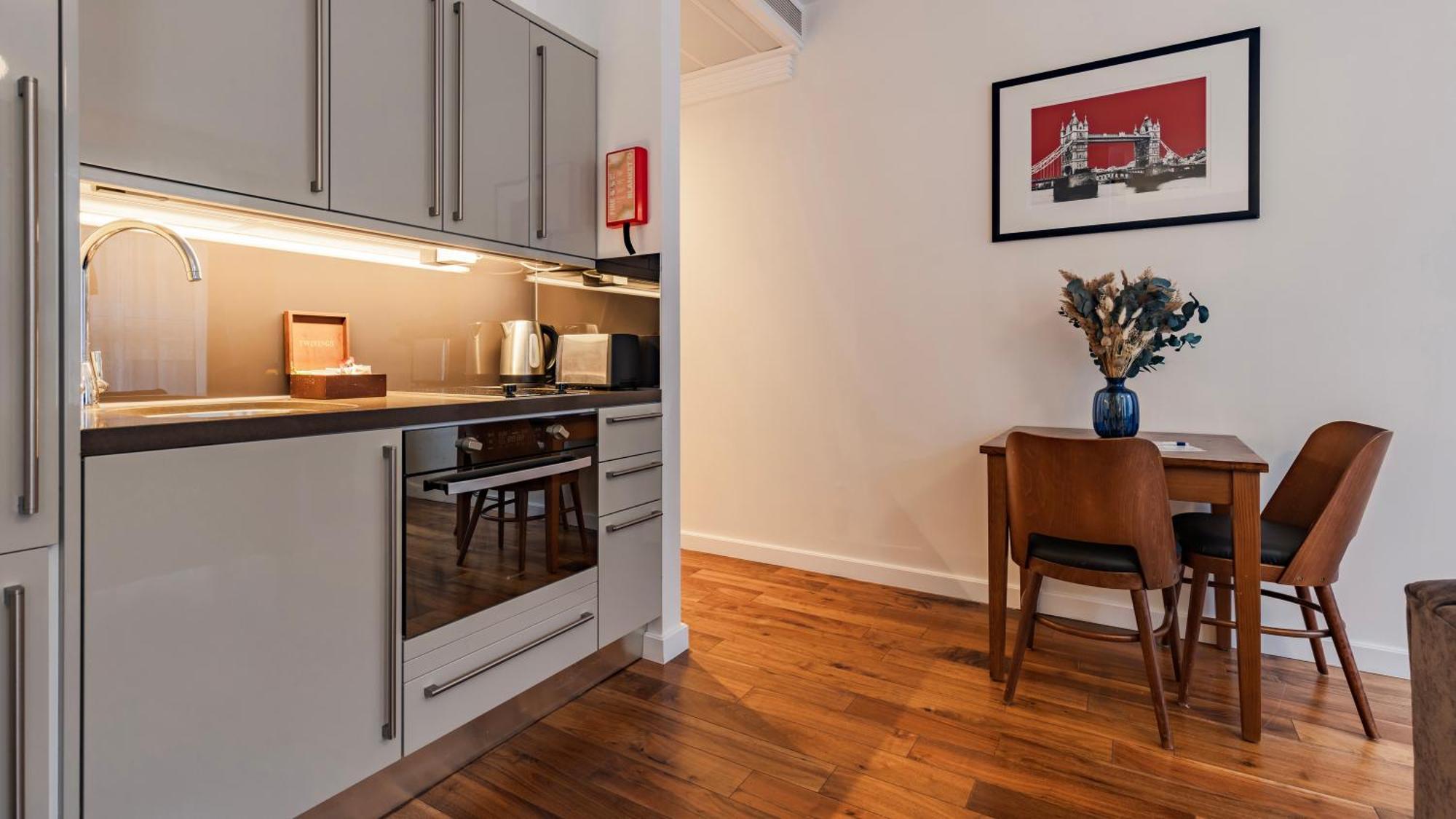 Monument Serviced Apartments By Lovelystay London Exteriör bild